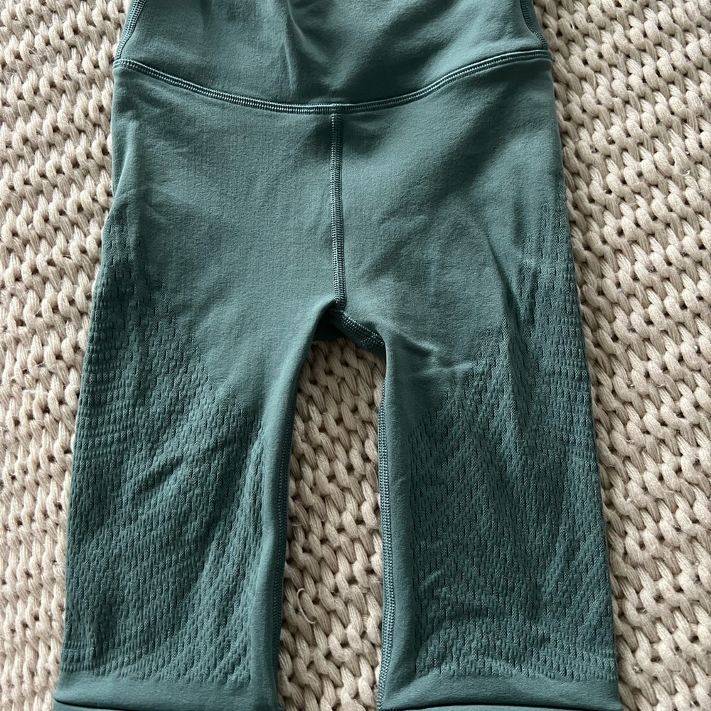 Lululemon 10" biker shorts